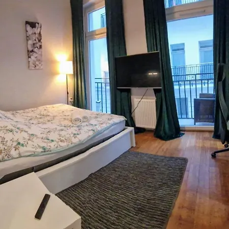 Sienkiewicza Beautiful Tenement House Apartment