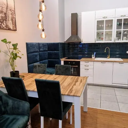 Sienkiewicza Beautiful Tenement House Lodz (Lodz)